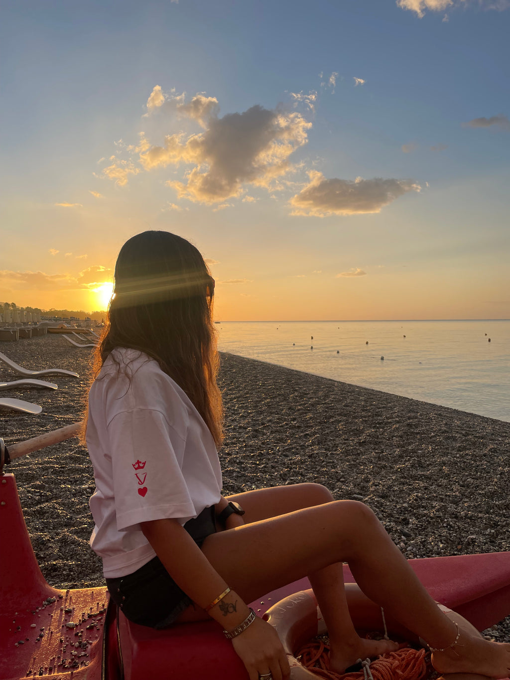 “T-SHIRT QUEEN-LIMITED EDITION”