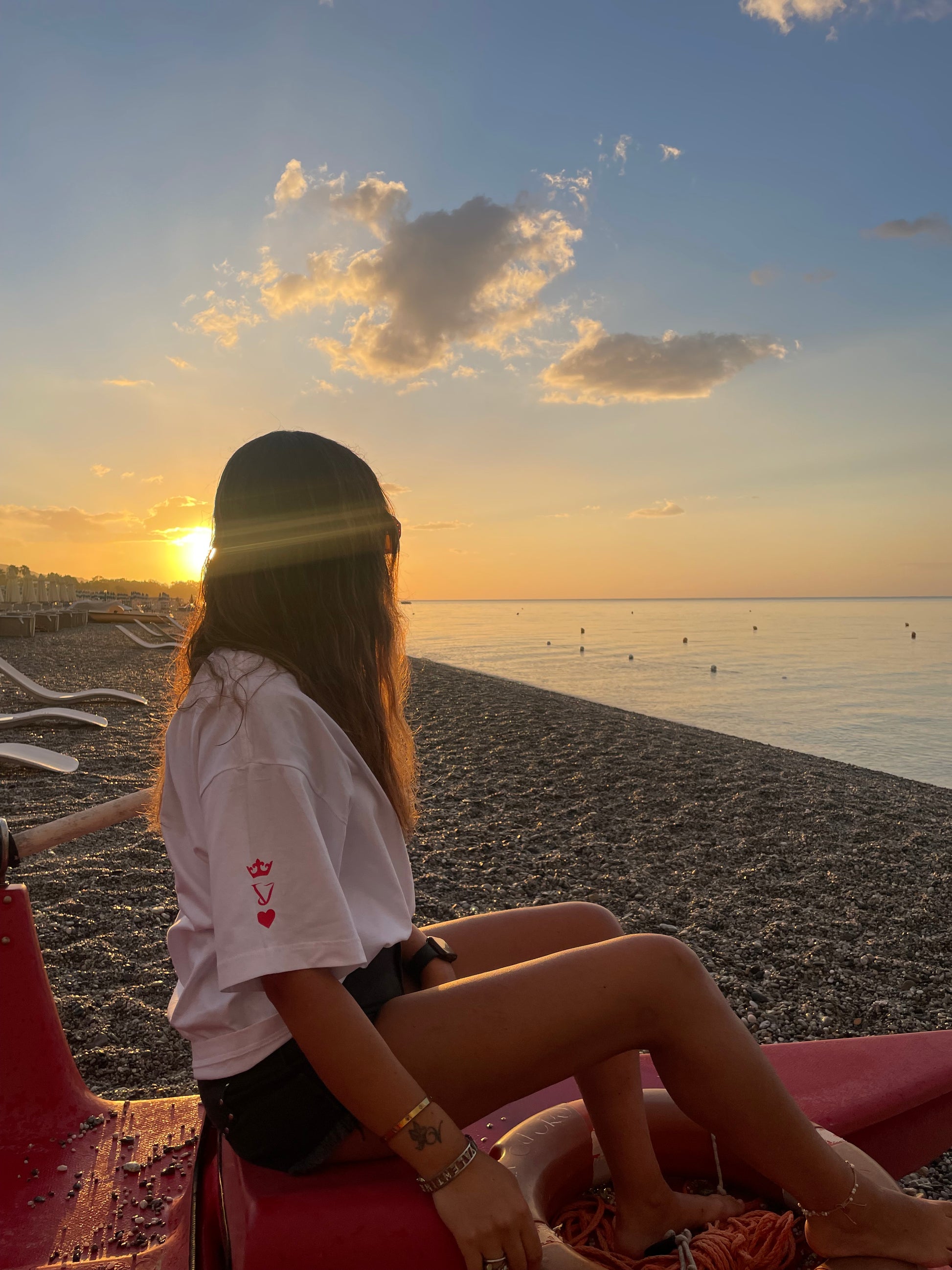 “T-SHIRT QUEEN-LIMITED EDITION”